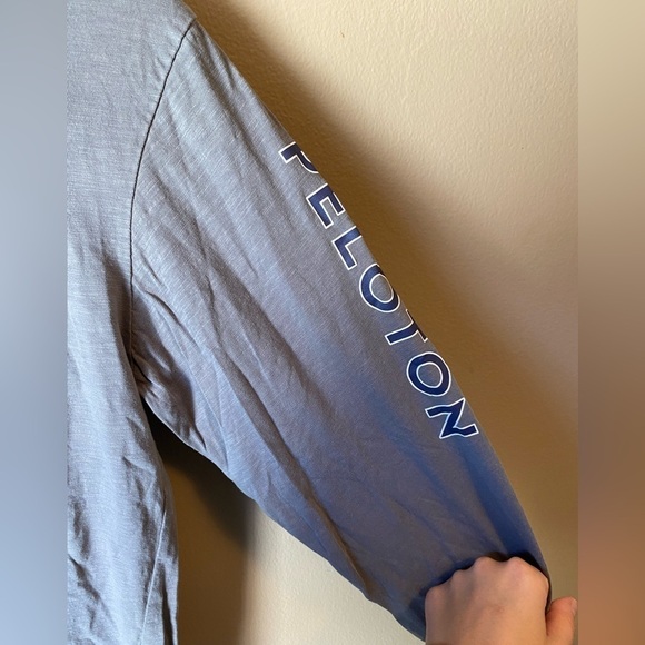 Peloton Long Sleeve Graphic Logo Tee Shirt - Picture 2 of 6